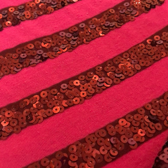 Old Navy tank top - Picture 3 of 4